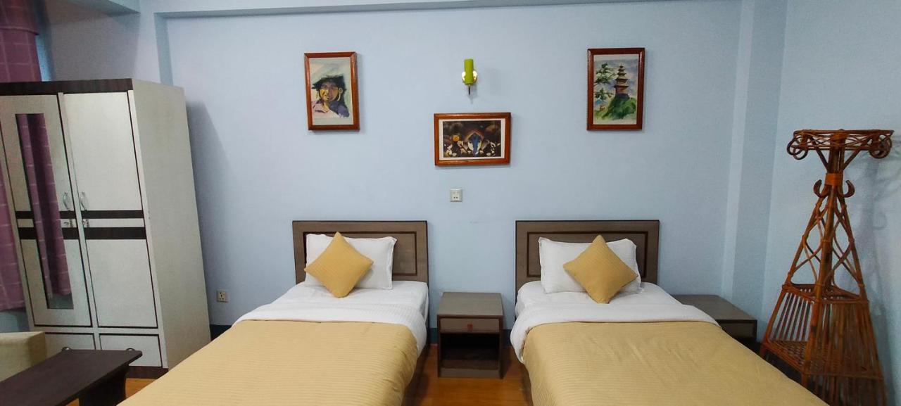 Hotel Pristine Kathmandu Buitenkant foto