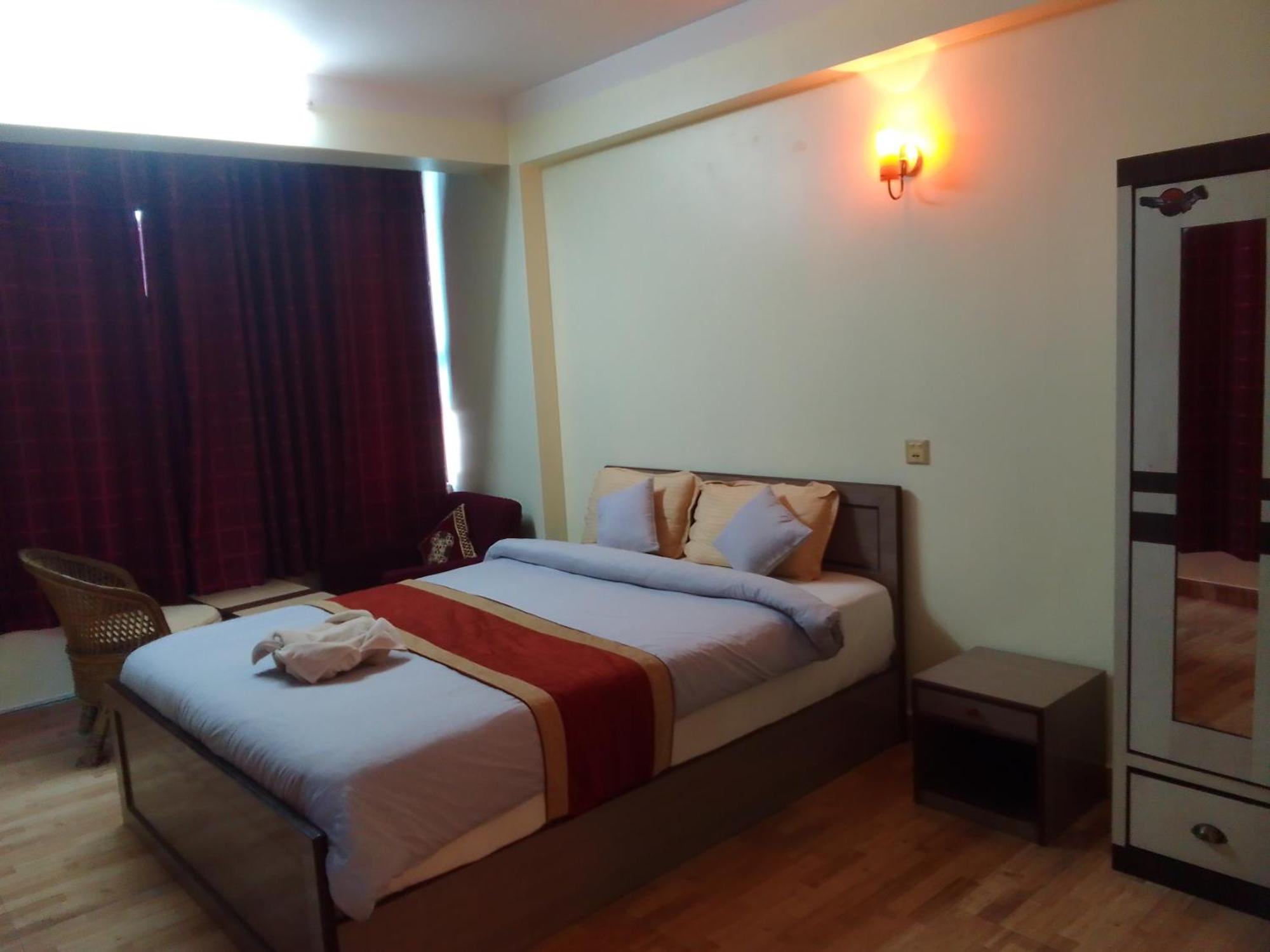 Hotel Pristine Kathmandu Buitenkant foto