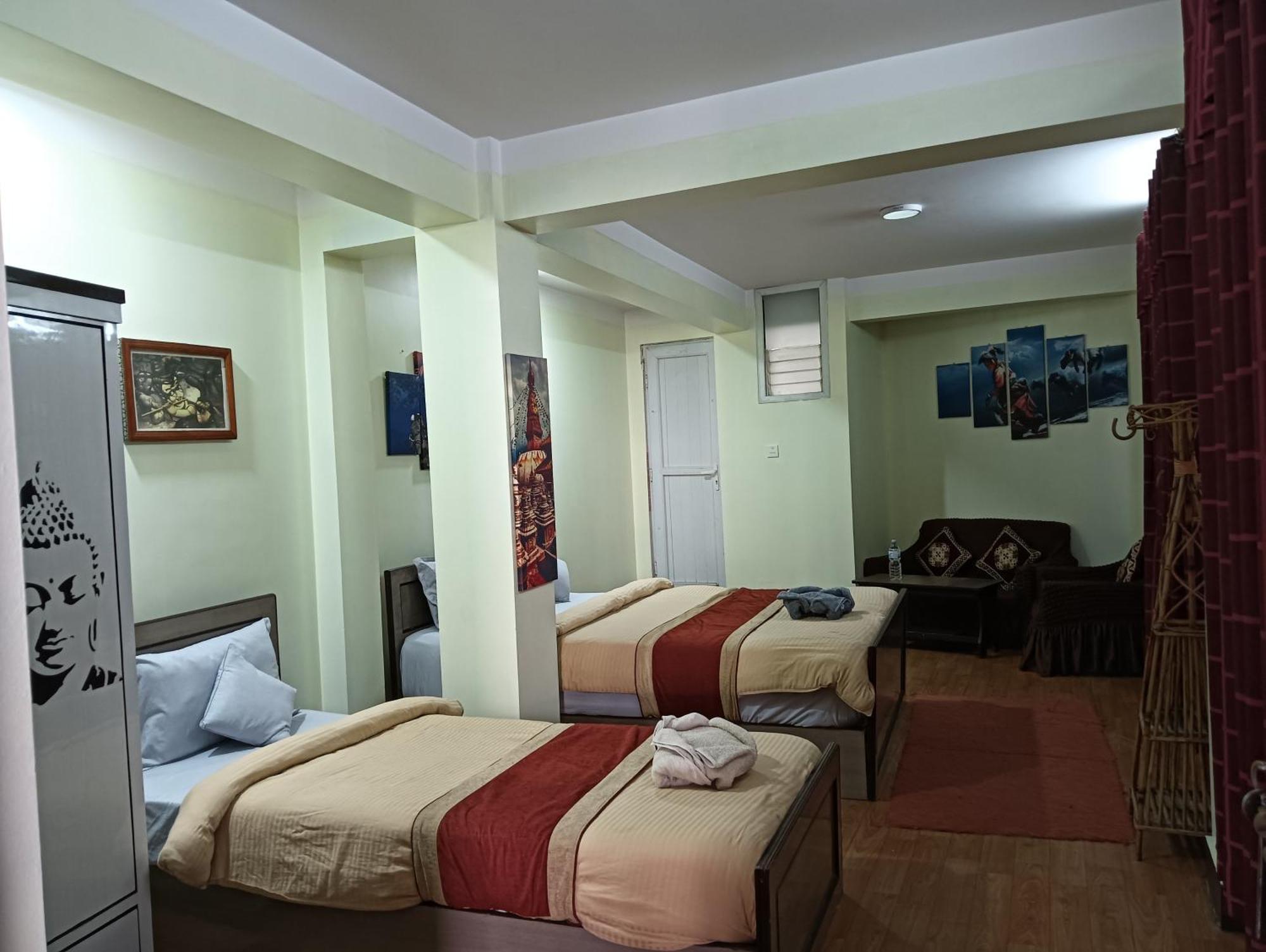 Hotel Pristine Kathmandu Buitenkant foto